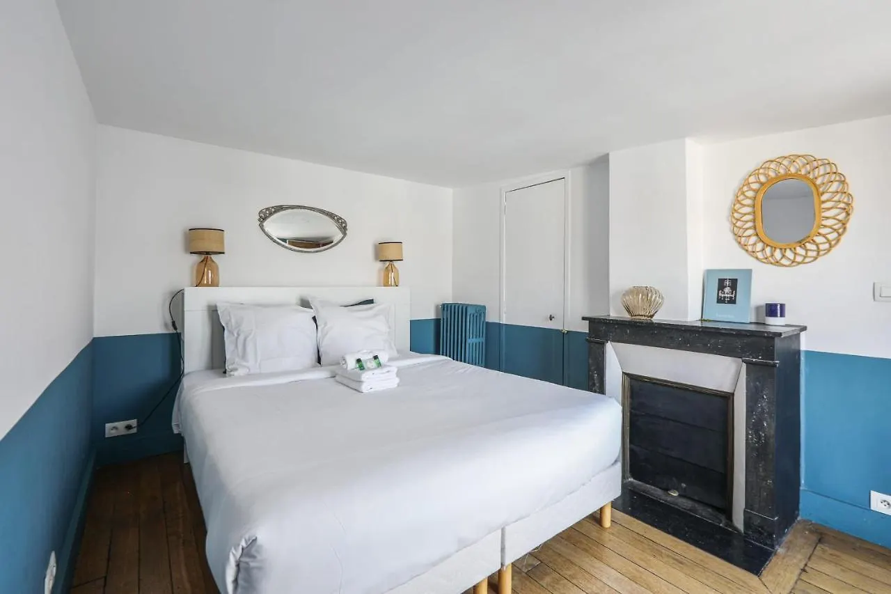 Apartamento Artists' On The Roofs Of Montmartre - Welkeys